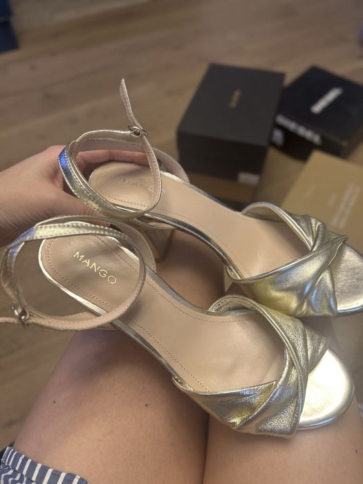 Sandale aurii Mango, masura 39