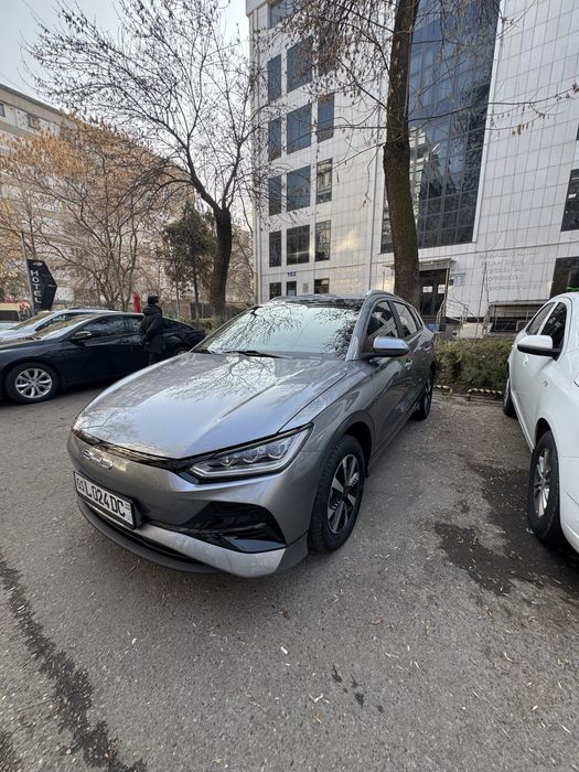 Продам BYD e2 в цвете мокрый асфальт в хорошем состоянии!