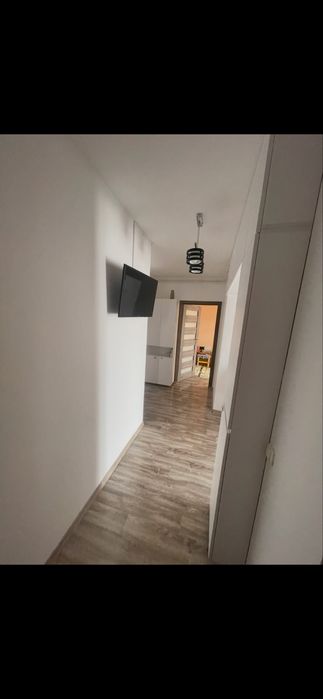 Apartament de inchiriat 2 camere plus bucatarie, paracre supterana