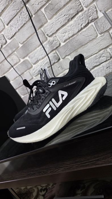 Оригинальные кроссы Fila