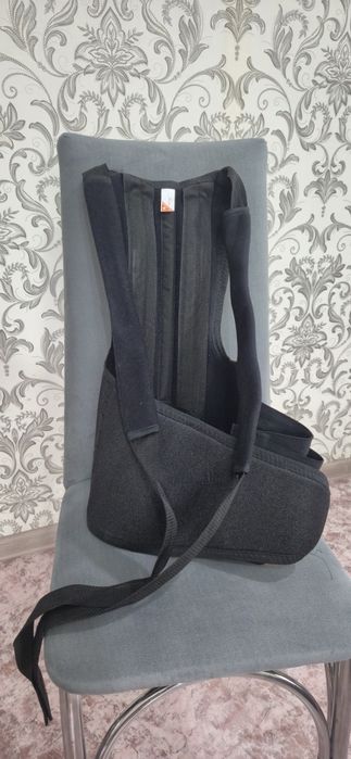 Продам корсет фиксатор