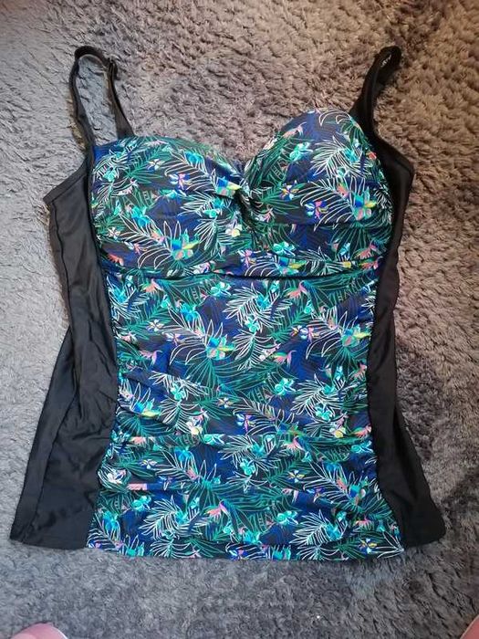 Maieu tip costum de baie