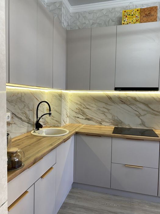 • Led подсветка для кухни