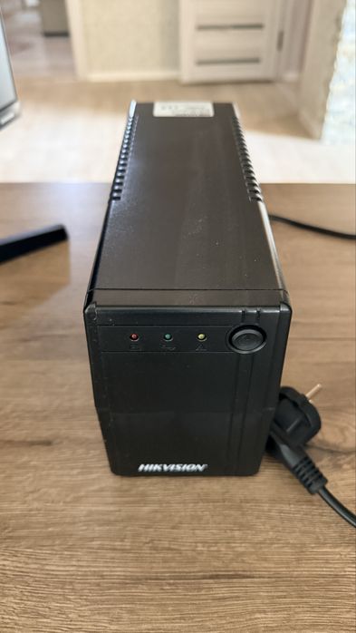 Источник бесперебойного питания, ups