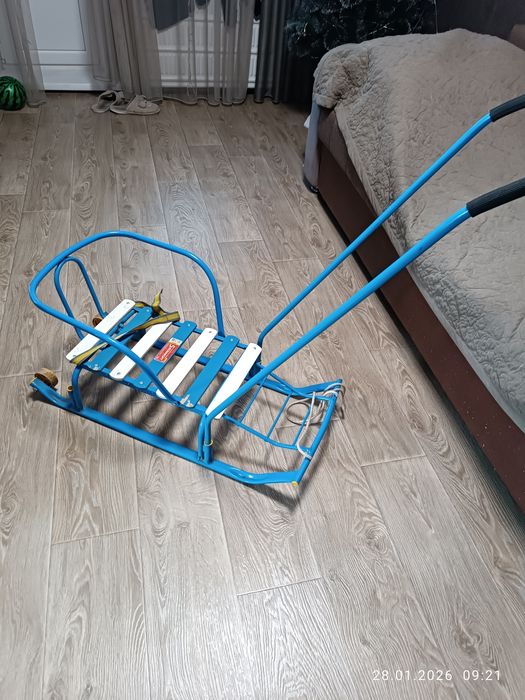 Продам детские санки