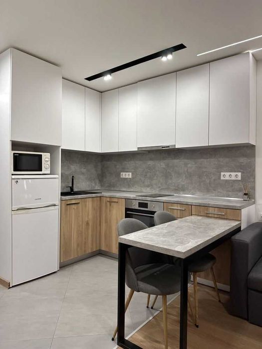 Дава се под наем Едностаен апартамент в София, Студентски град - 46 кв.м за 346.8 € - Снимка #1