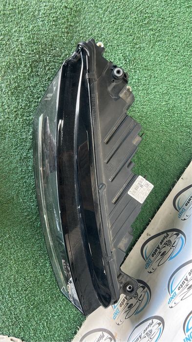 Far dreapta Skoda Octavia 4 crystal lighting