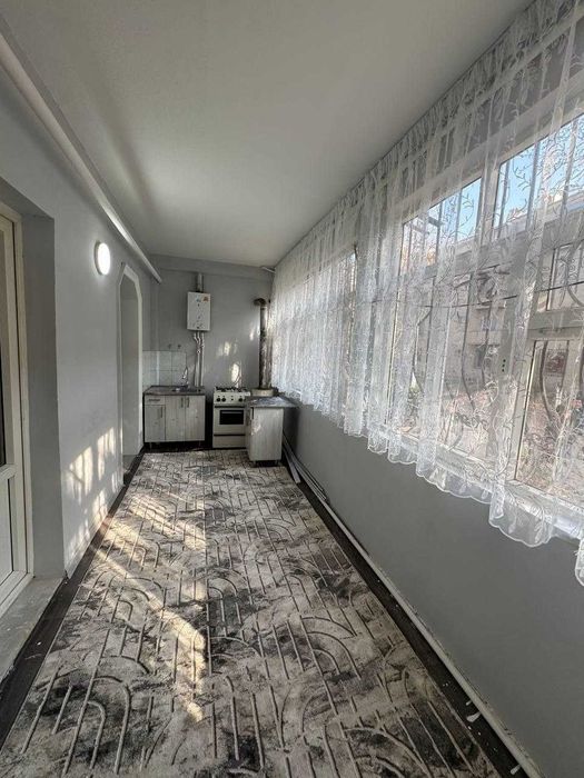 770 Продаётся квартира 2хкомнатная кирпич, ориентир Поворот