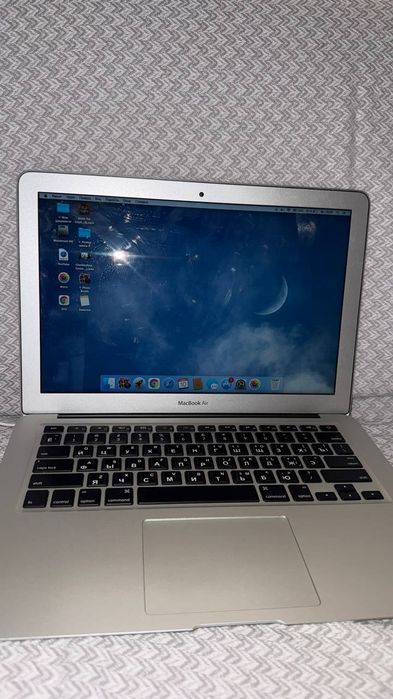 Продаётся Макбук 200$
