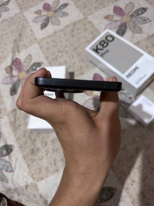 K80 pro ideal holatdagi
Imei oʻtgan
Hamma narsasi bor