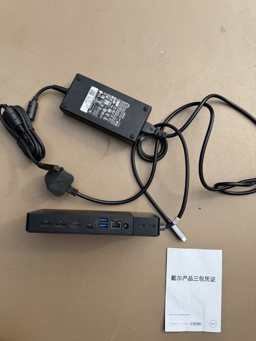 Docking station Dell WD22TB4 Thunderbolt 4 - alimentator inclus
