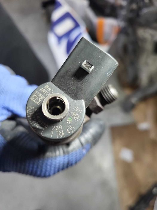 Injector,injectoare bmw e90,e91,e92 motor 325d M57N2 2008-2010,7794435