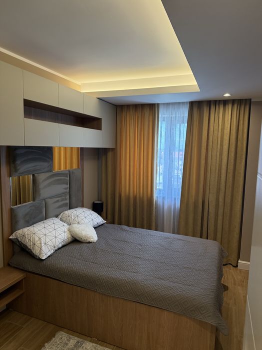 Propietar inchiriez apartament 3 camere