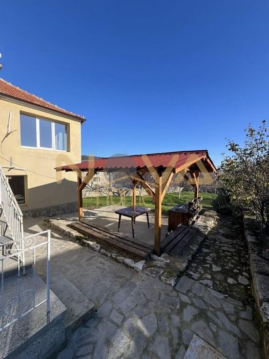 Къща в Варна-Виница площ 122 цена 275000