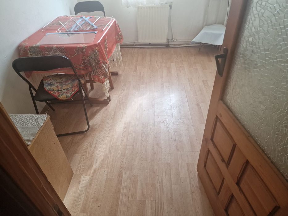 Ap 3 Cam Maratei str Progresului 70mp etaj 1 decomandat centrala