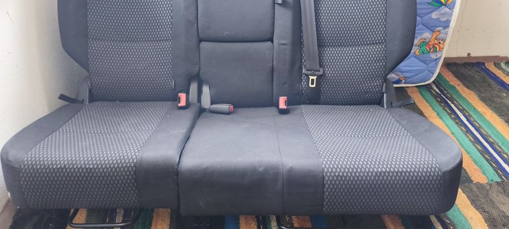 Комплект седалки с кори и подлакътник за Тигуан 2010г