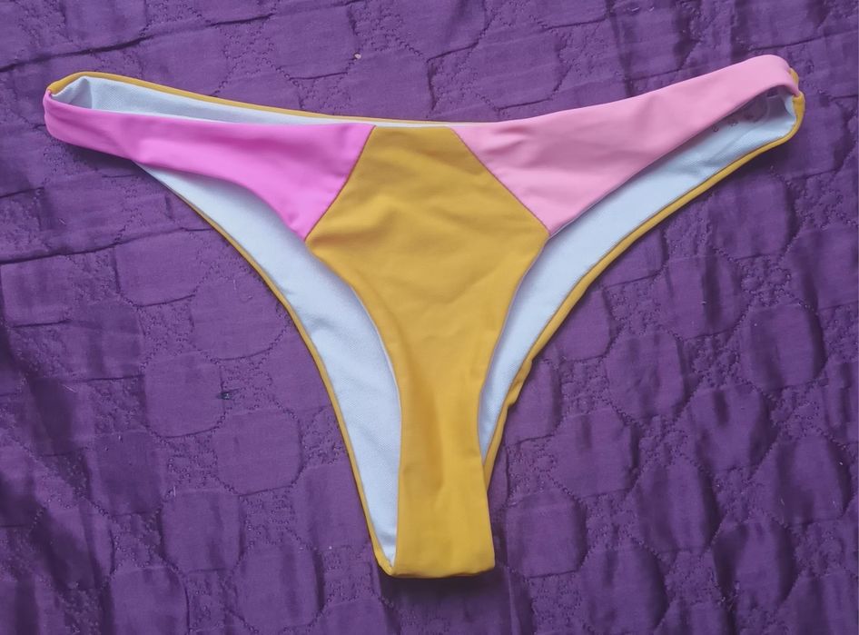 Дамски бански костюми