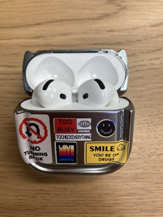 Наушники Airpods 4
