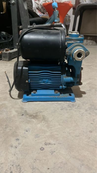 Продам вакумный насос 2шт