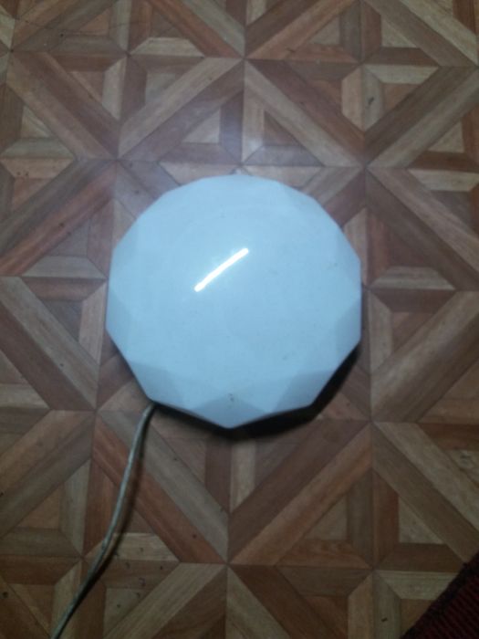 Продам светильник