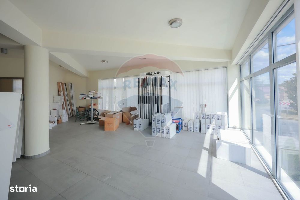 De închiriat – Spațiu comercial cu depozit, 456 mp, zona Episcopia
