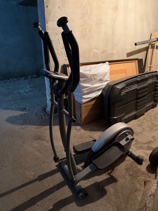 Продавам кростренажор