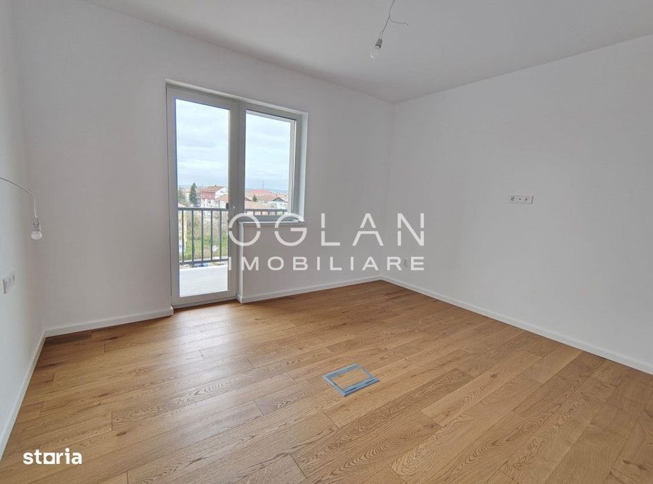 Penthouse 4 cam, terasa 78 mp, La Cheie, D. Stanca