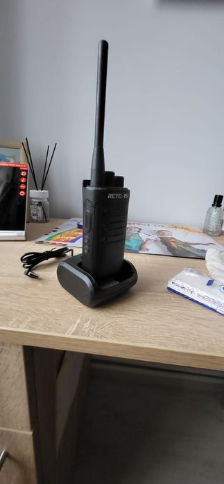 Vad doua statii  radio portabile