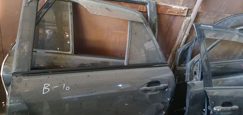 Молдинг дверей Lexus Rx 330,350.