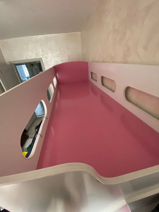 Кровать двухъярусная