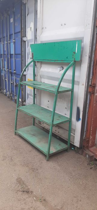 Железный стеллаж