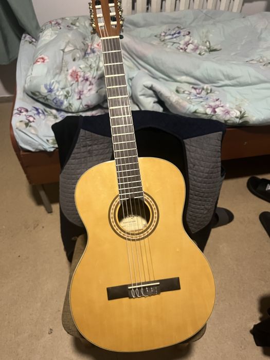 Классикалық Гитара сатылады. Adasio