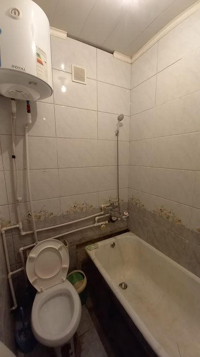 Тошлок махалласида 1 хонали уй