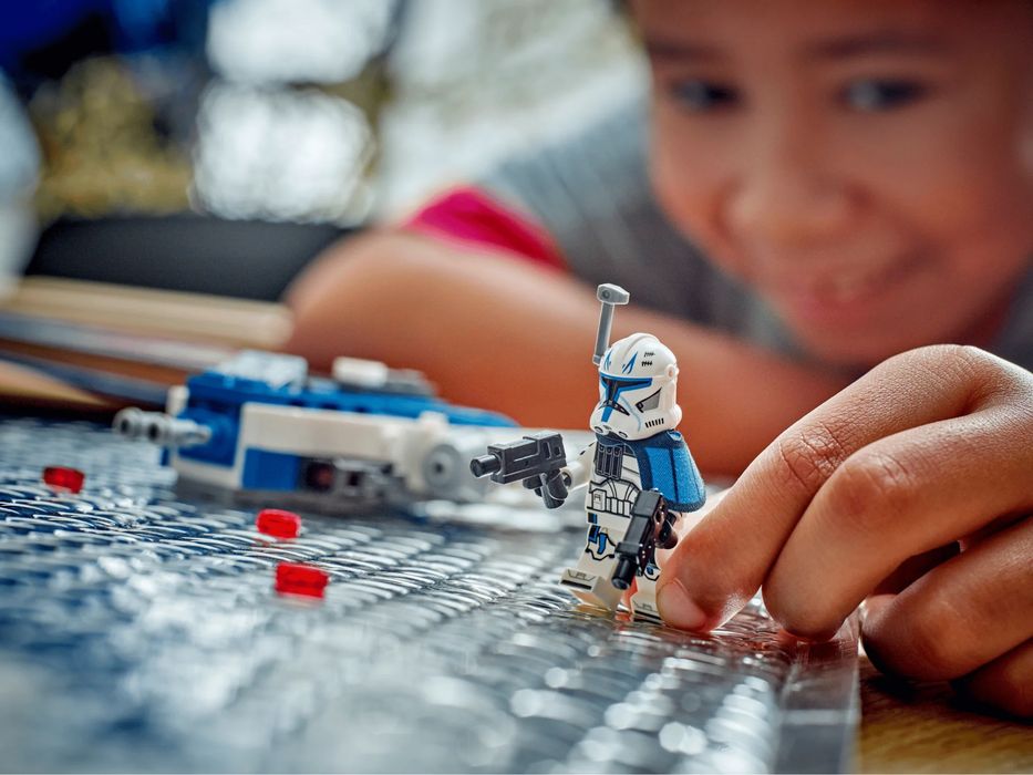 Конструктор LEGO Star Wars Микрофайтер Y-Wing Капитана Рекса 75391