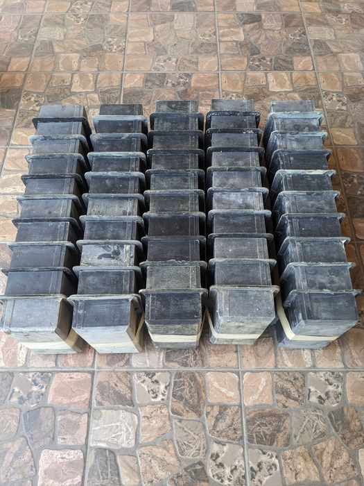 Matrite dale beton 20x10 H 6 cm, 50 bucati