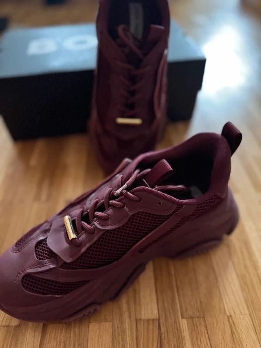 Steve Madden сникърси