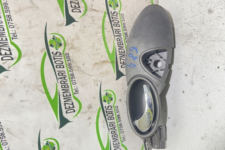 Maner deschidere din interior usa fata dreapta Mercedes-Benz A-Class