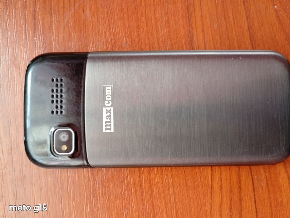 Vând telefon MaxCom MM237