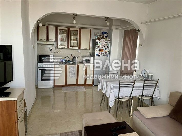 Продава се Двустаен апартамент в Пловдив, Кършияка - 55 кв.м за 1728 €/кв.м - Снимка #3