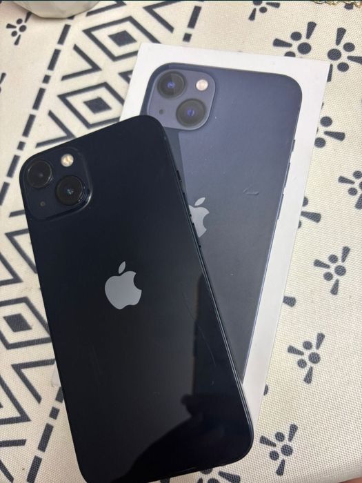 Продам айфон 13 в хорошем состоянии