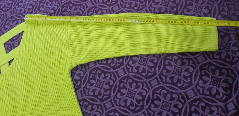 Pulover cu anchior, Atmosphere