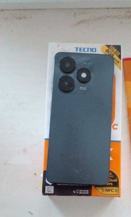 TECNO SPARK 20 C holati zor