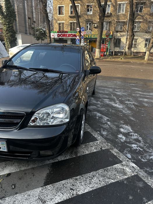 Продается Lacetti 1.8 AT