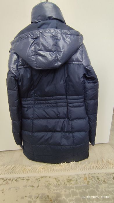 Продам новую куртку Adidas