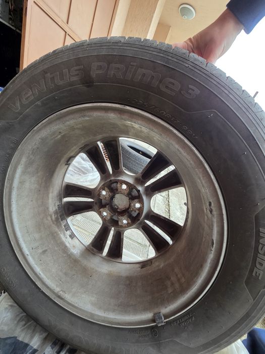 Летни гуми + гума с джанта