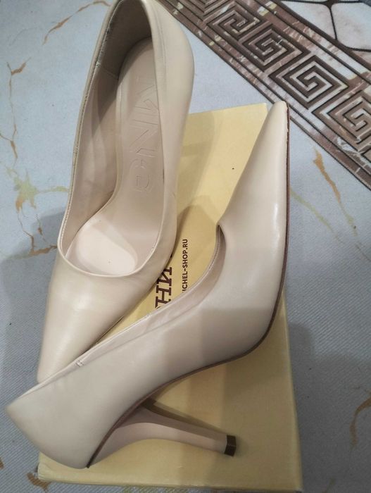Продам туфли Манго