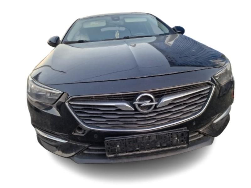 Camera video fata Opel Insignia B