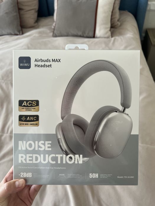 Наушники hoco airbuds max новые