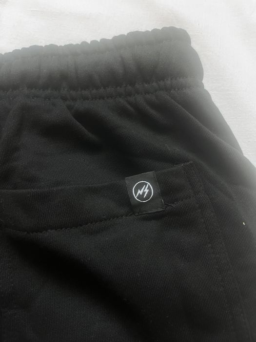 Fragment x Travis Scott Pantaloni Scurti(off white,palm angels,lv)