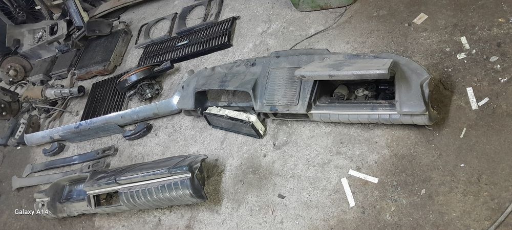 Запчясти на москвич